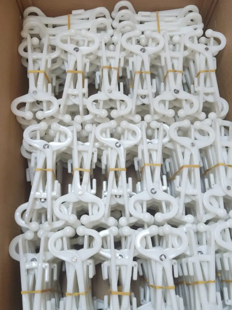 ماسك انف بلاستيك - خزارمة