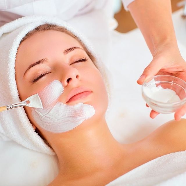 عناية بالوجه