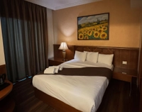 غرفة ثلاثية