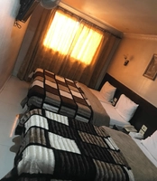 غرفة ثلاثية