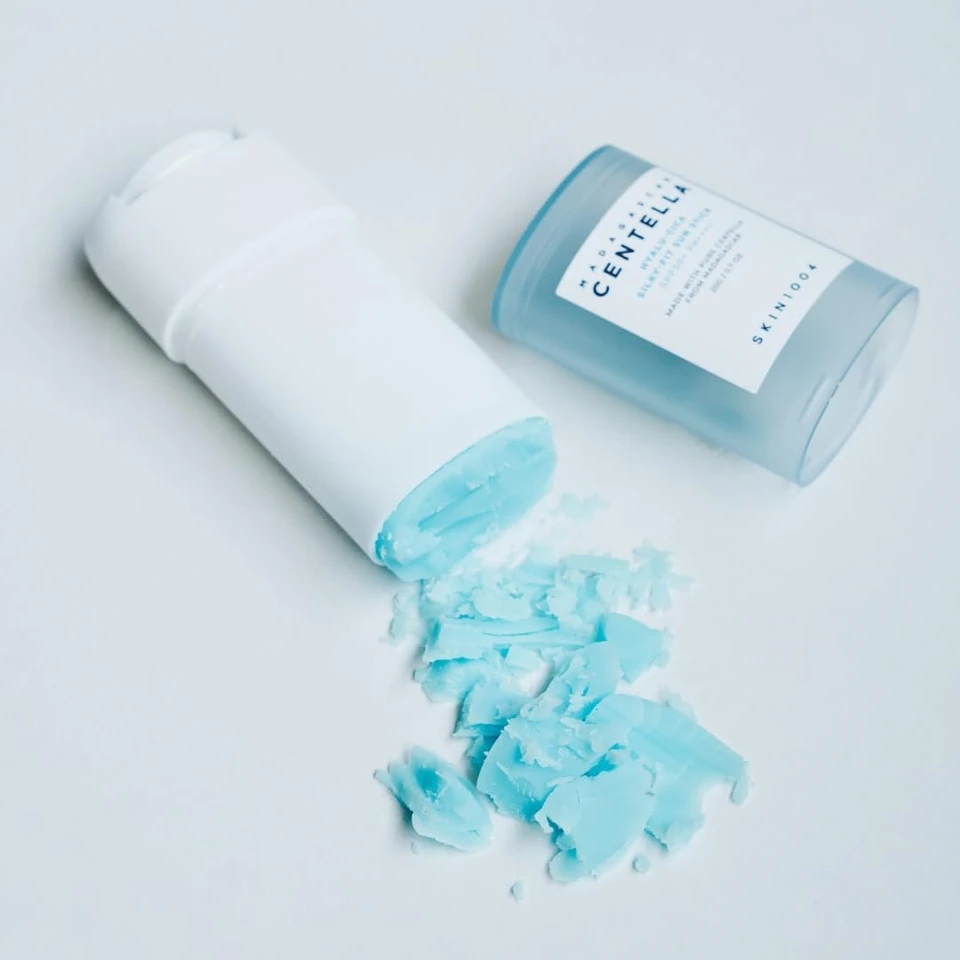 SKIN1004 Madagascar Centella Hyalu-Cica Silky-Fit Sun Stick 20g
