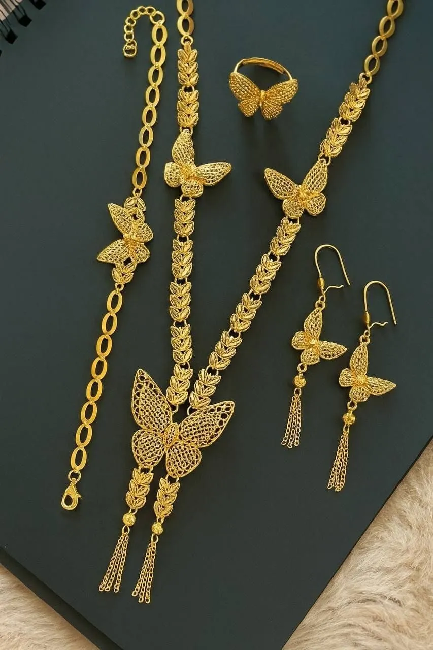 طقم روسي الفراشة
