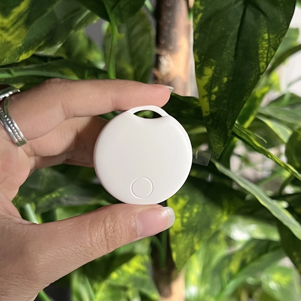 جهاز تتبع صغير Smart Tag