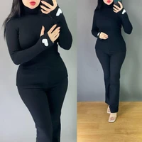 أسود