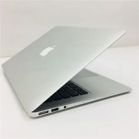 MacBook Air (13-inch)