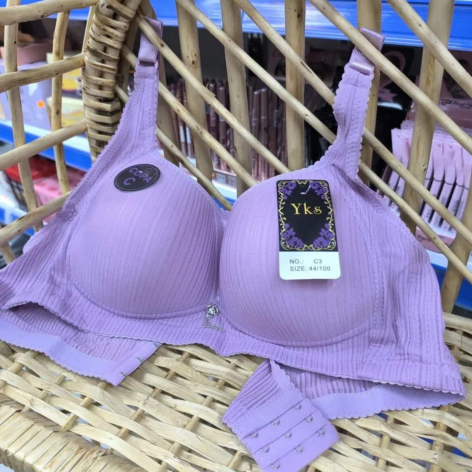 حمالة صدر حشوة عادي مع ساتان والماسة🌜