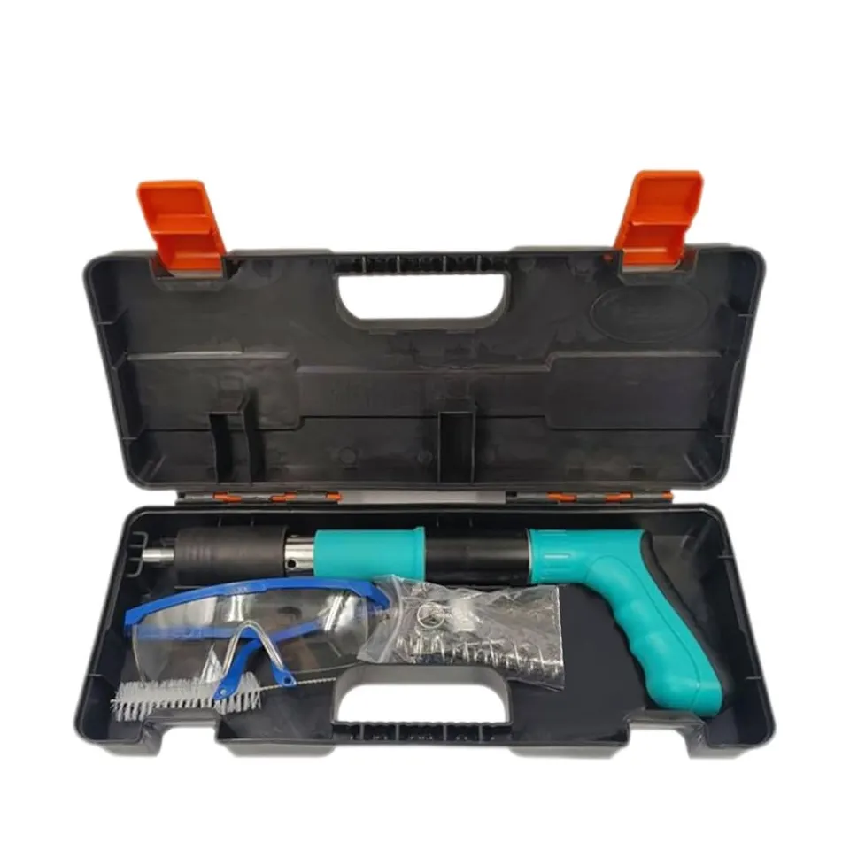 مسدس تثبيت المسامير