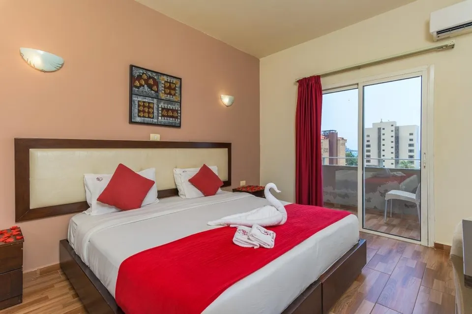 فندق المرجان بالاس