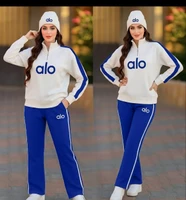 أزرق