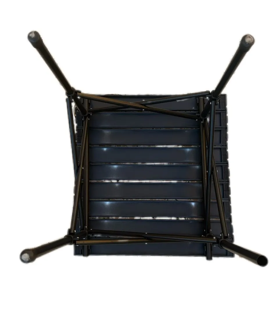 مێزی پیکنیک تاشراو