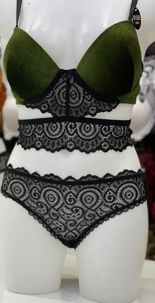 طقم. داخلي مخمل