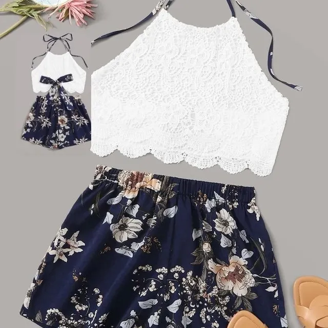 ملابس نسائية