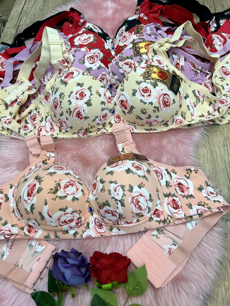 ستيانة زهرة الربيع الكيوت حشوة عادي قالب كبير🌸✨