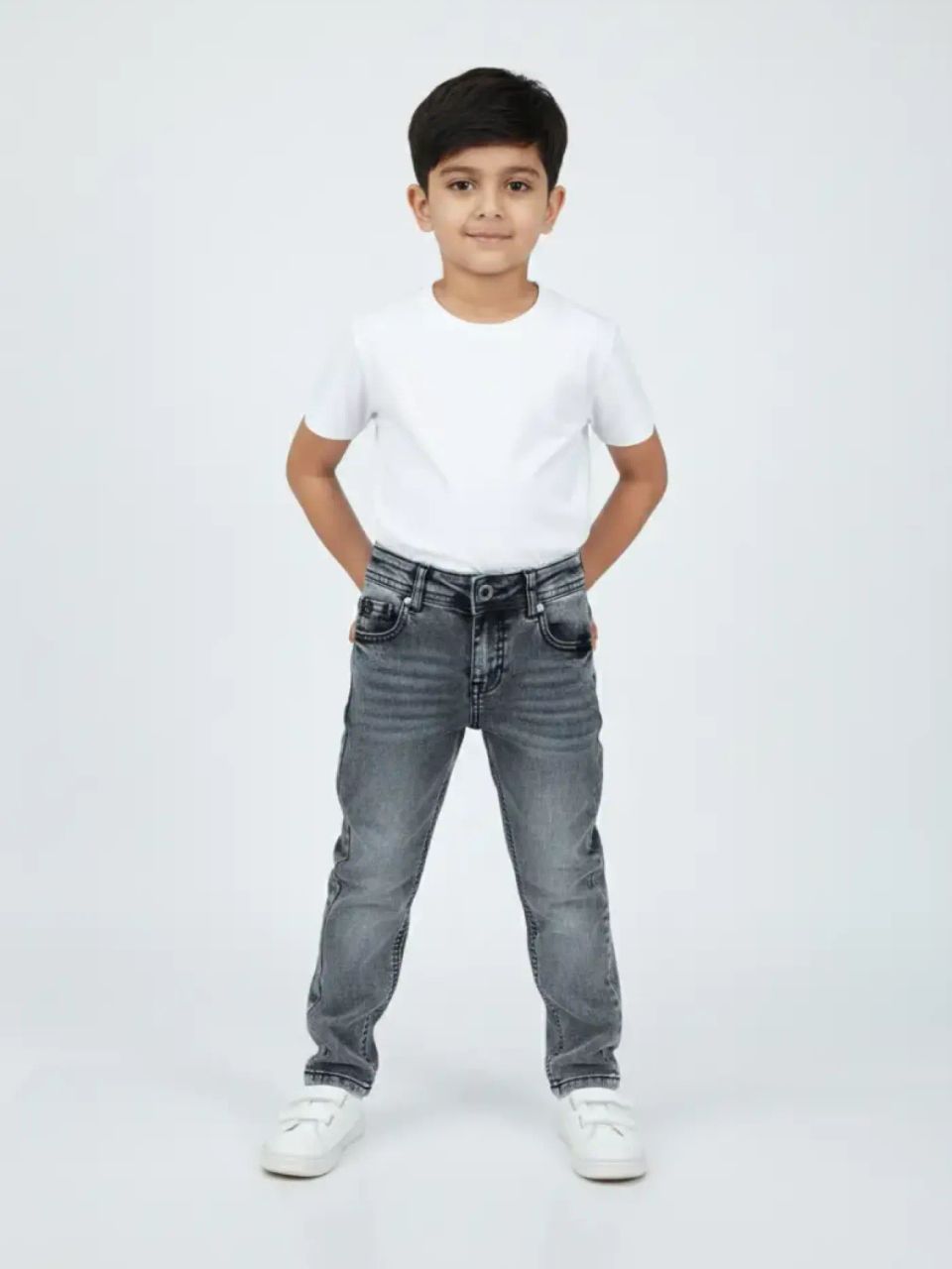 بنطلون ولادي جينز ليكرا سادة ملوكي 🫰