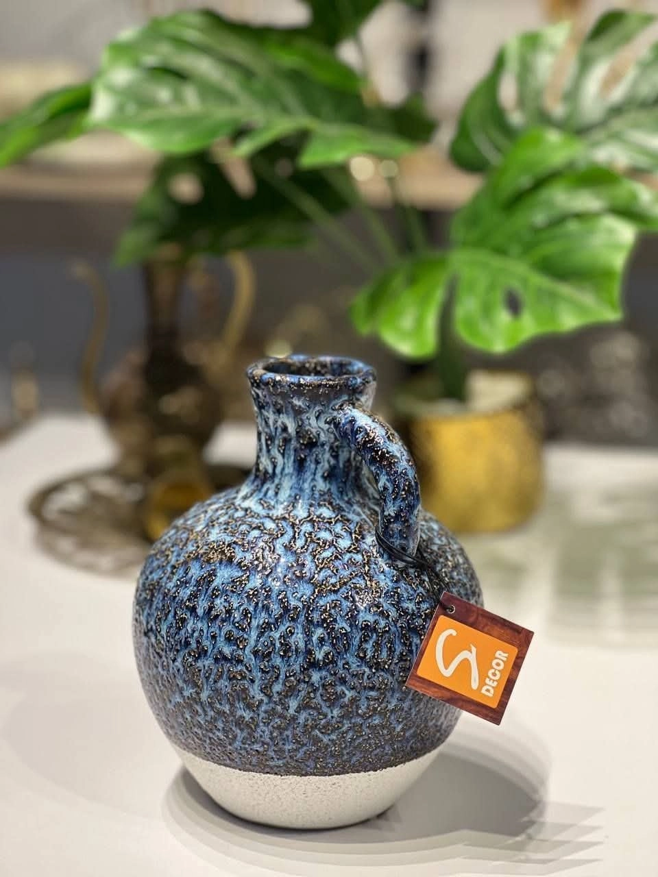 فازة ديكور سيراميك "إصدار ملكي فريد" من S DECOR
