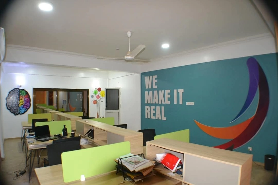 Orange Corner Shared Workspace – Monthly Rental