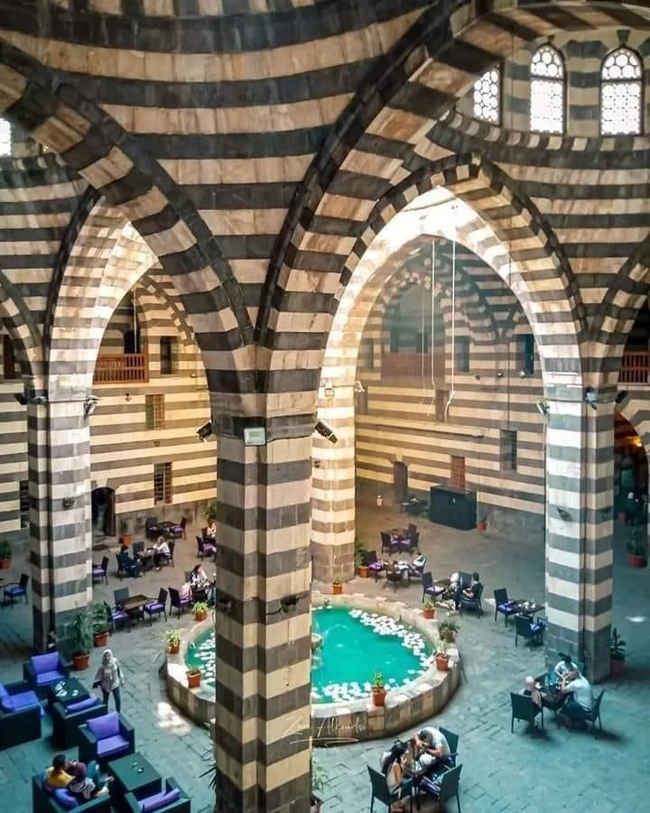Bab Touma tour in Damascus