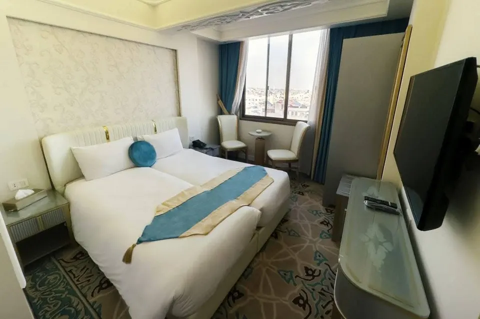 فندق القيصر بالاس