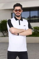 ابيض