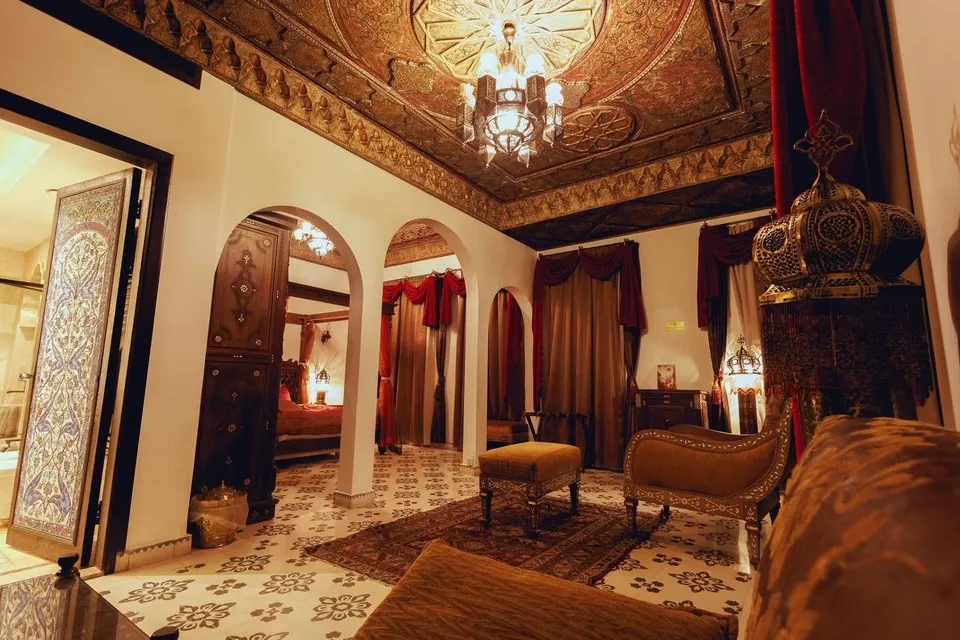  فندق أجينور