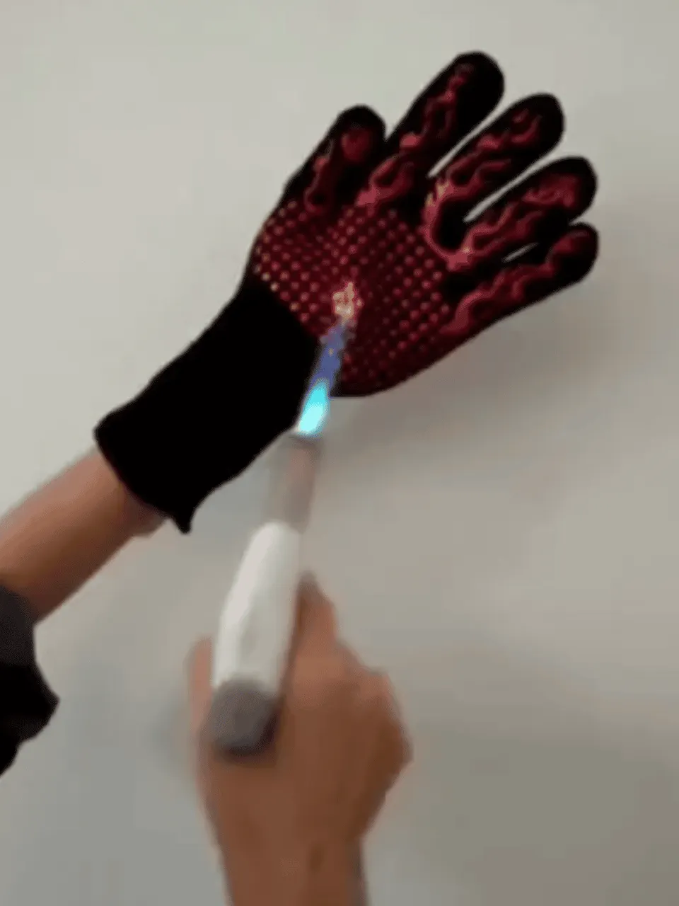 كفوف مقاومة للحرارة