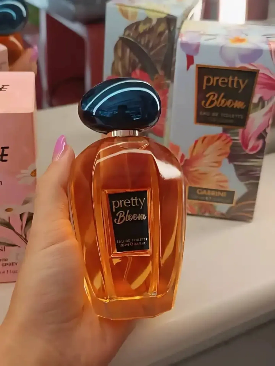 عطر نسائي بريتي بلوم 💕 