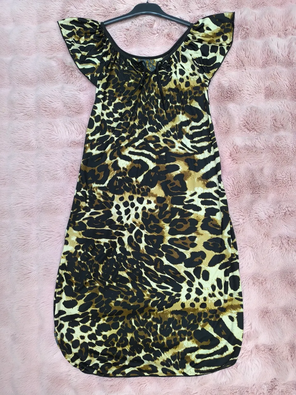شلحة قصير روب نوم بتجنن ومريحة للصبايا 🐆💕✨