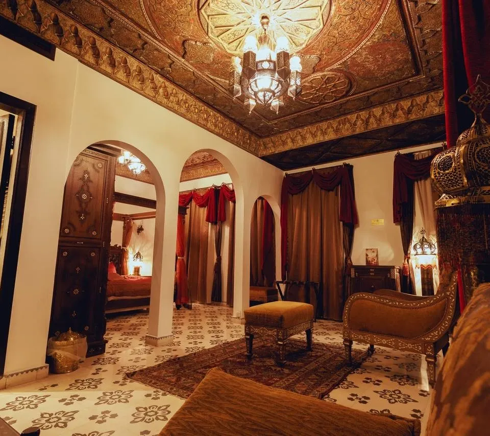  فندق أجينور