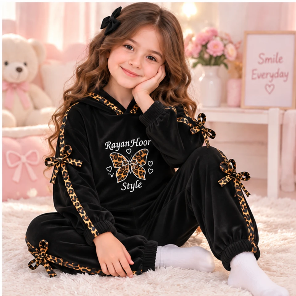 طقم بيجامة مخمل سوفت ملمس فرو ناعم بدفي💖🎀