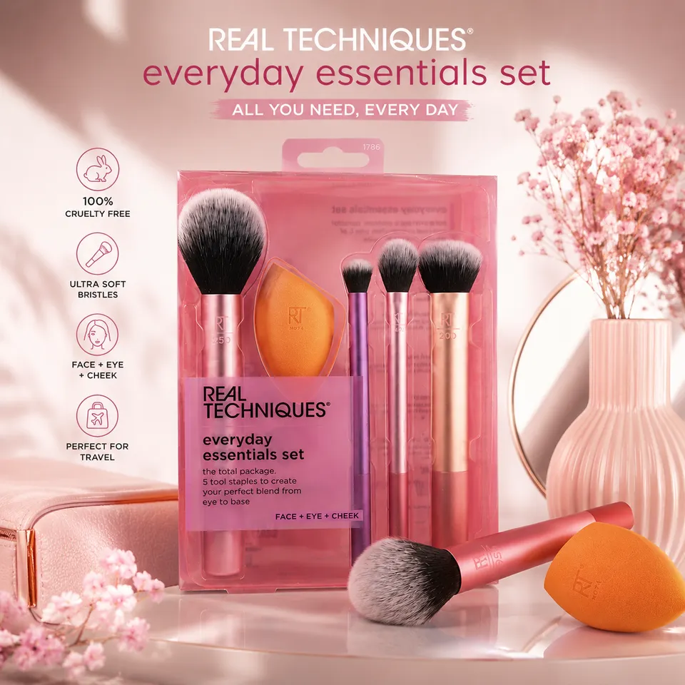 Real Techniques Everyday Essentials Brush Set
