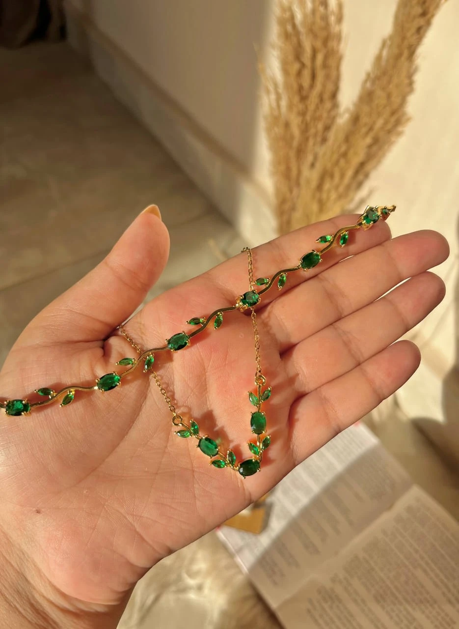 طقم انسيال و سلسلة بفصوص زركون