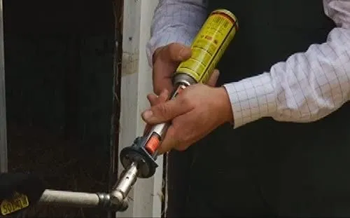 أداة حرق القرون تعمل على الغاز